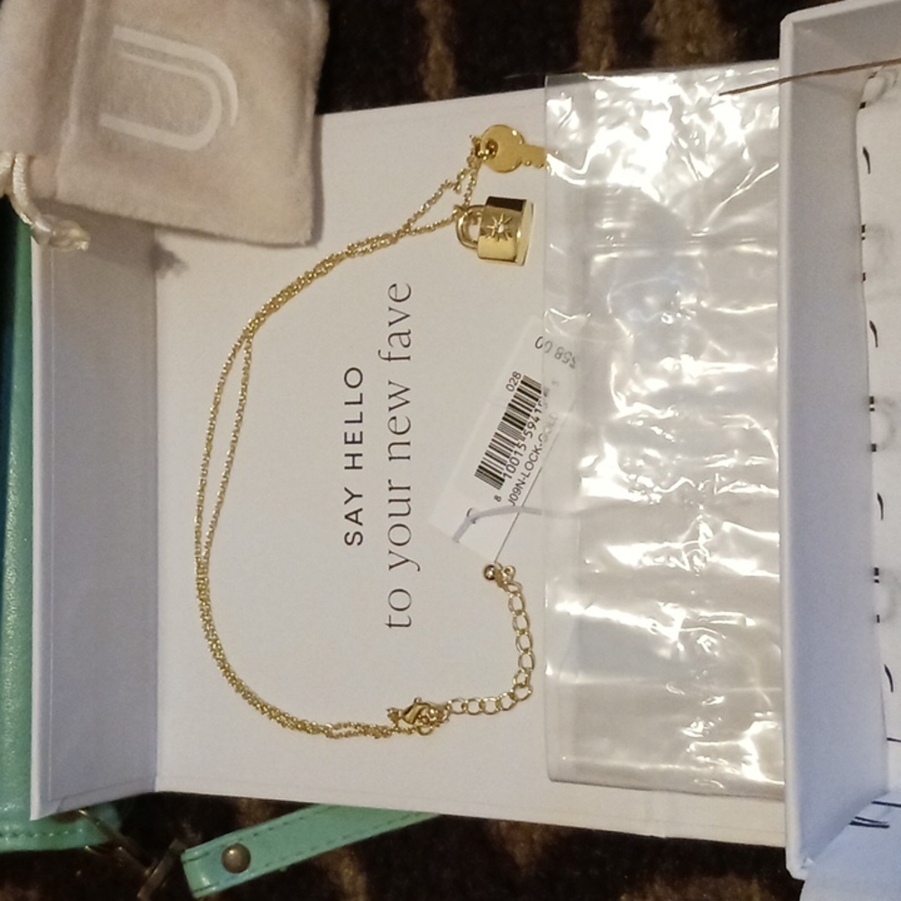 UJ Key & Locket Gold necklace